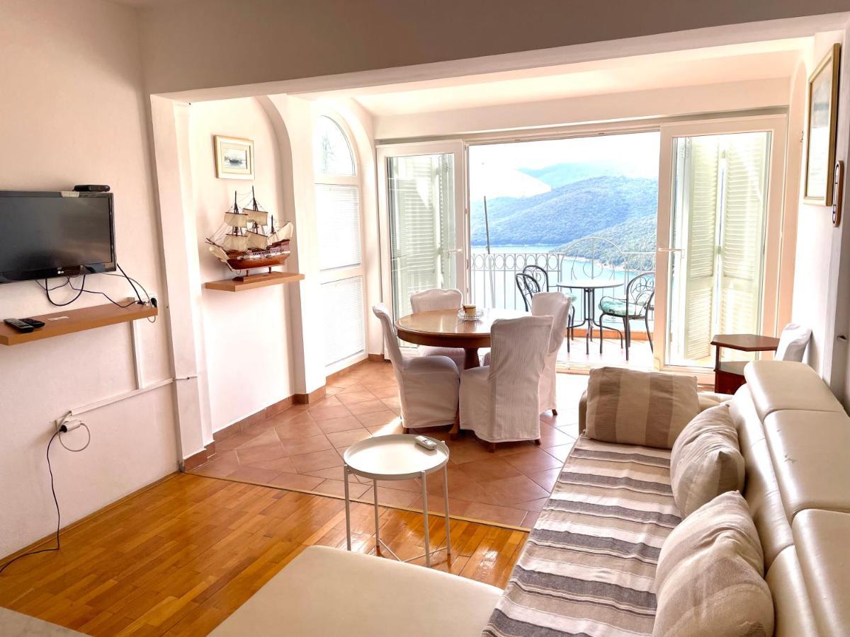 Veronika Apartments Rabac Exterior foto