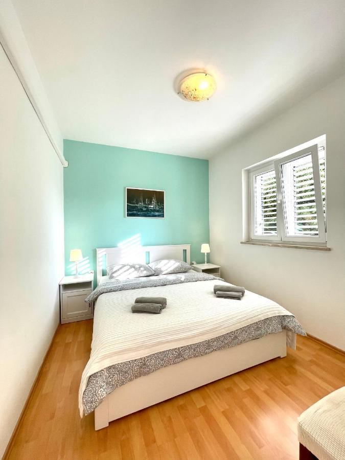 Veronika Apartments Rabac Exterior foto